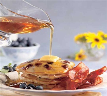 Complete Blueberry Pancake Breakfast
