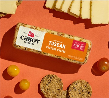 Cabot 8 Oz Tuscan Encrusted Cheddar Cheese